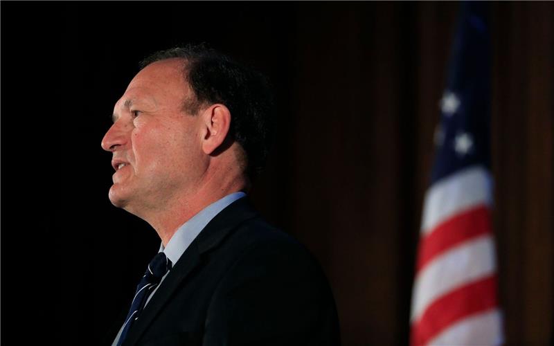Kritik an Supreme-Court-Richter wegen umstrittener Flaggen Steht wegen umstrittener Flaggen in der Kritik: Supreme-Court-Richter Samuel Alito.