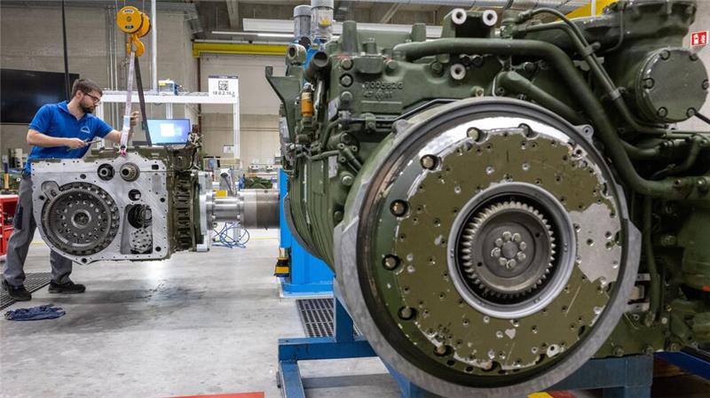 Auftragsbestand des Panzer-Zulieferers Renk auf Rekordhöhe Steigende Nachfrage: Getriebehersteller Renk in Augsburg