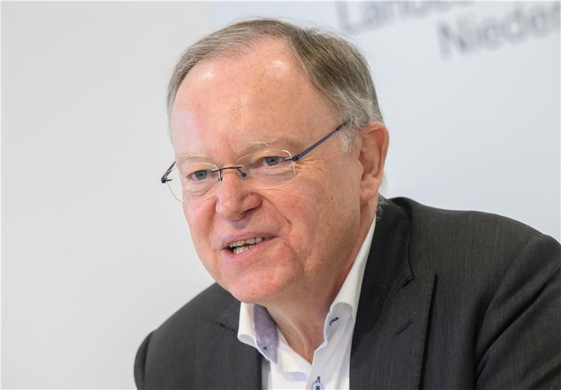 Politprominenz beim SPD-Bezirksparteitag in Goslar Stephan Weil