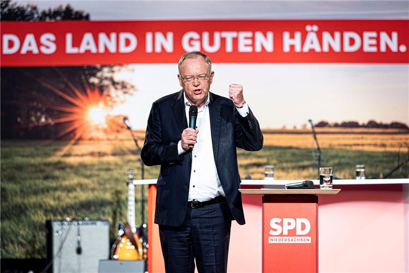 Wahlkampf-Endspurt in Niedersachsen Stephan Weil (SPD) spricht bei einer Wahlkampfveranstaltung der SPD in Niedersachsen.
