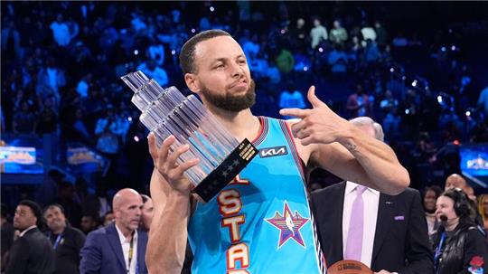 Stephen Curry wurde zum MVP des All-Star-Games gekürt.