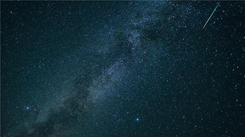 Sternschnuppen sorgen für Unterhaltung. (Illustration)