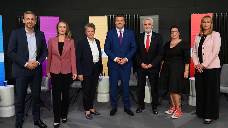 Stiegen in die Wahlarena: Alle Spitzenkandidaten zur Landtagswahl.