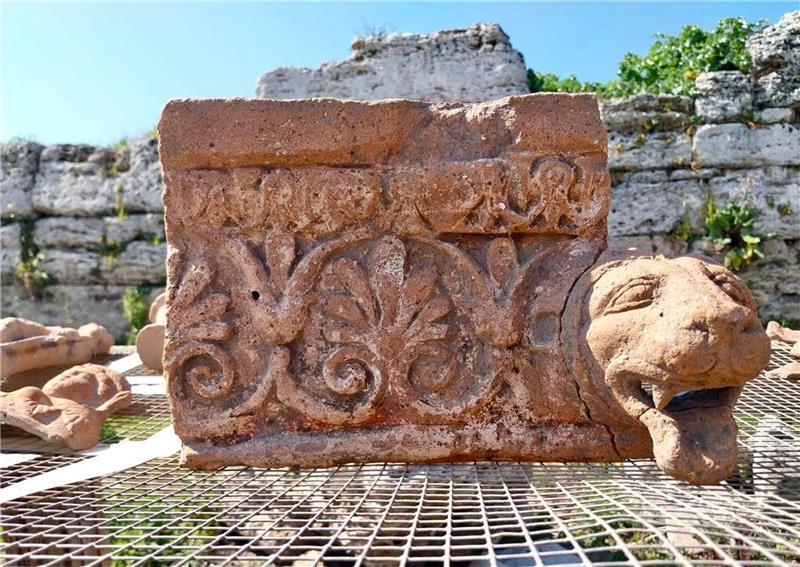 Funde in Archäologiepark bringen Religion in Antike näher Stierköpfe, Miniatur-Tempel und viele weitere Dinge wurden ausgegraben.