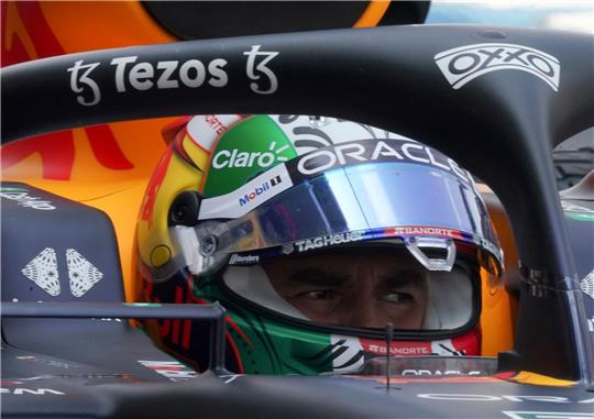 Strebt den Sieg beim Heimrennen in Mexiko an: Red-Bull-Pilot Sergio Perez.