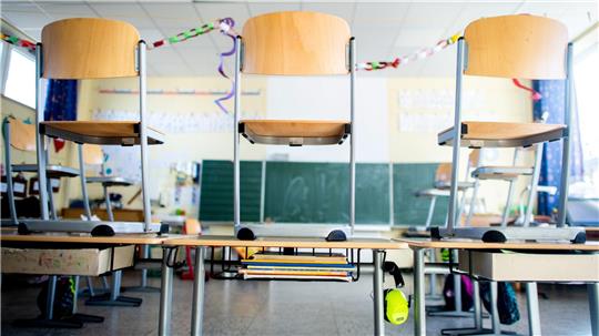 Stühlerücken bei den Grundschulen: Die spannende Frage lautet, wie sich das Aufheben der Schulgrenzen auf das Verteilen der Schüler auswirkt.
