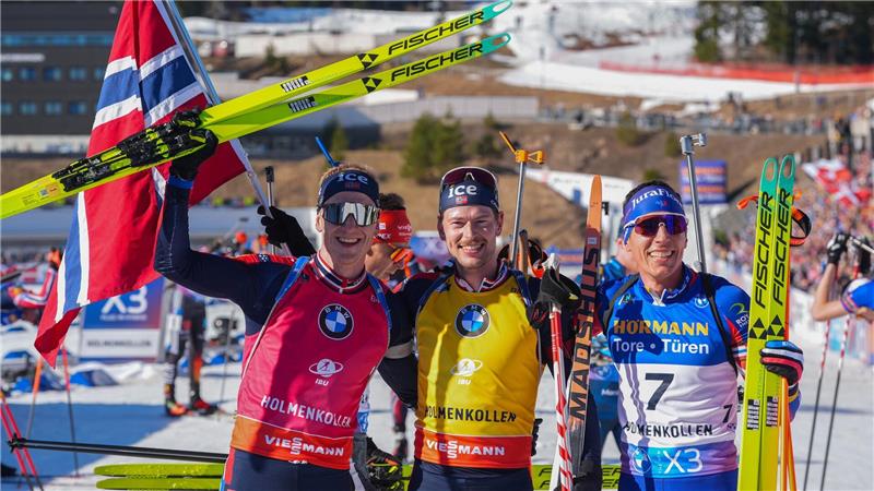 Sturla Holm Laegreid gewinnt und sichert sich den Gesamtweltcup.