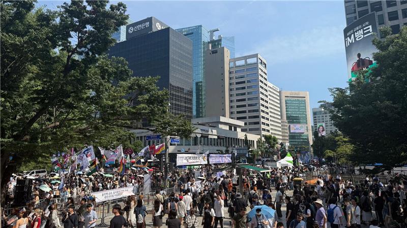 Zehntausende bei Pride in Seoul – Rechte bleiben umkämpft Südkorea gilt nach wie vor als gesellschaftlich konservatives Land.