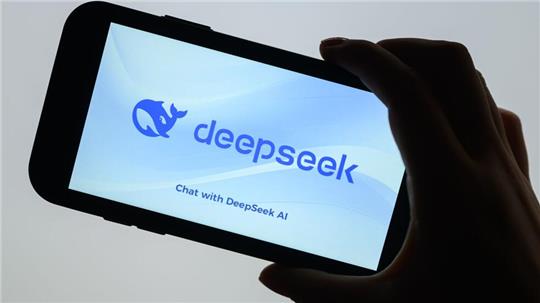 Südkorea hat die chinesische KI-App DeepSeek vorübergehend verboten. (Archivbild)