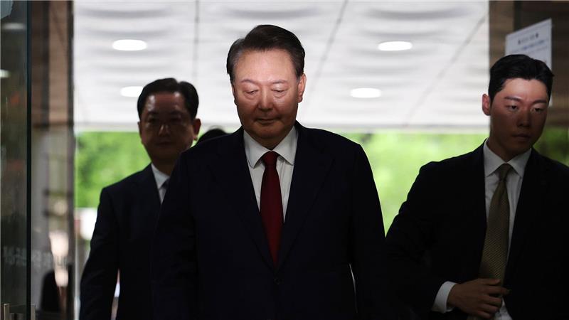 Südkoreas Ex-Präsident Yoon Suk Yeol, der im Dezember 2024 das Kriegsrecht verhängt hatte, wurde nun wegen Behinderung der Justiz verurteilt. (Archivbild)