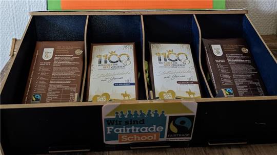 Süß und fair gehandelt: Zum Stadtjubiläum gab es eine Goslarer Fairtrade-Schokolade.