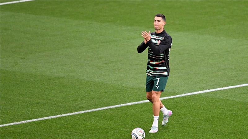 16 Bodyguards im Trainingslager: Ronaldo prägt Hannover-Camp Superstar Cristiano Ronaldo.