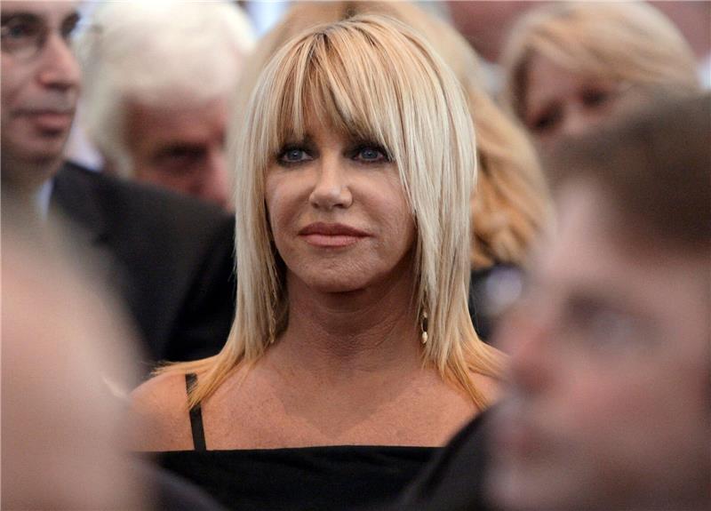 US-Schauspielerin Suzanne Somers gestorben Suzanne Somers im August 2007 in der Church of the Good Shepherd in Beverly Hills, Kalifornien.