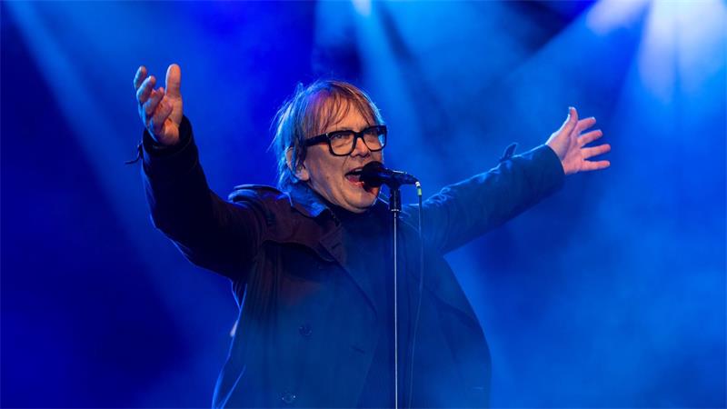 Sven Regener ist nicht zuletzt als Sänger und Texter der Indieband Element of Crime bekannt. (Archivbild) 