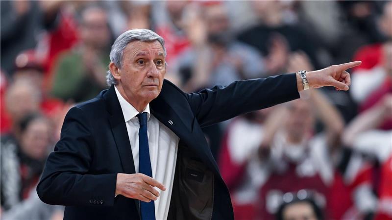 Svetislav Pesic steht mit seinen Bayern mit einem Bein im BBL-Halbfinale.