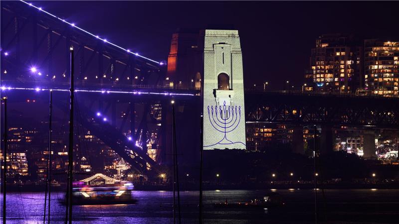 Sydney: Gedenkprojektion bei Silvesterfeier ehrt Opfer des Bondi-Anschlags