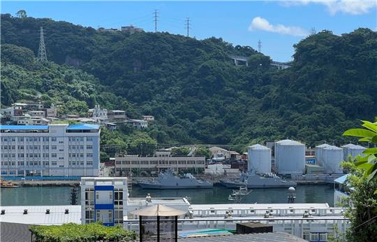 Taiwan geht davon aus, dass das Fluggerät rund 101 nautische Meilen (etwa 187 Kilometer) südwestlich von Keelung «vermutlich» für Messungen eingesetzt wurde.
