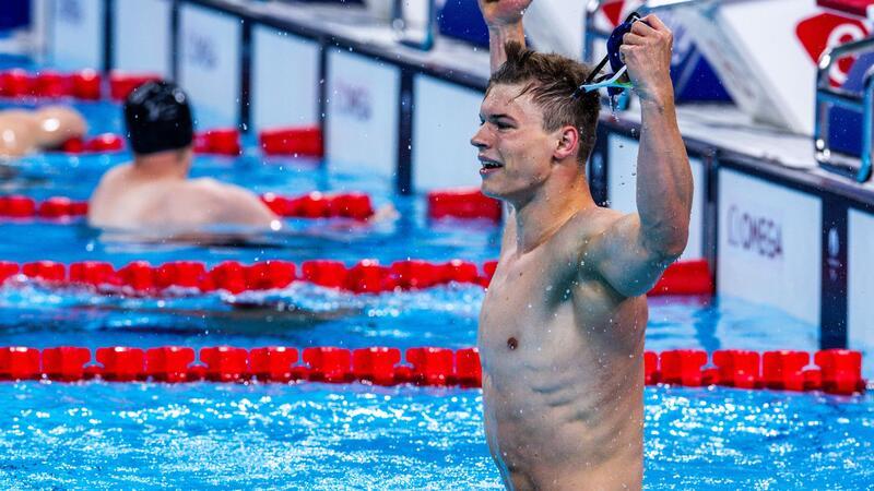 Goldener Donnerstag dank Schwimm-Gala und Schieß-Erfolg Taliso Engel triumphiert über 100 Meter Brust.