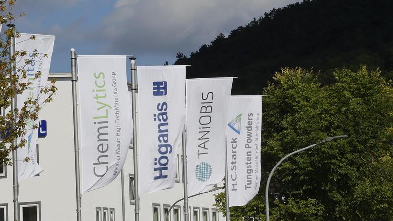 Bei Taniobis droht ab Mitte 2025 ein drastischer Stellenabbau Taniobis hat seinen Hauptsitz im Metallurgie-Park Oker und teilt sich den Standort mit früheren Schwestern des inzwischen aufgeteilten Traditionsunternehmens H.C. Starck.