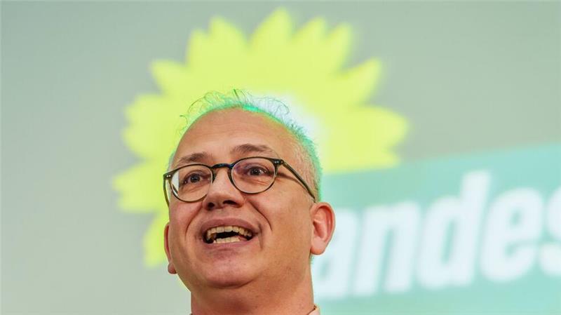 Vorstoß von Grünen: Personalabbau in Bundesministerien Tarek Al Wazir ist Grünen-Abgeordneter im hessischen Landtag. Er will für den Bundestag kandidieren. (Archivfoto)