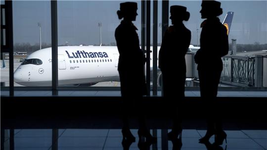 Tarifärger auch beim Kabinenpersonal für Deutschlands größter Fluggesellschaft. (Archivbild)