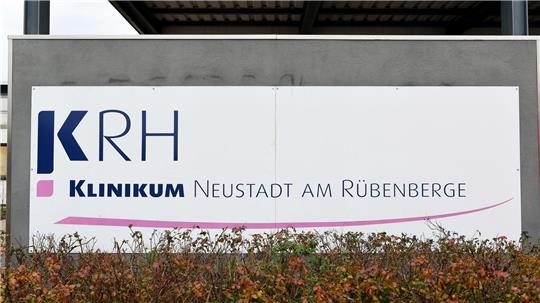 Tatort soll unter anderem das Klinikum Neustadt am Rübenberge gewesen sein. (Archivbild)