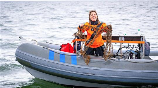 Taucher des Vereins Ghost Diving Germany haben viele Geisternetze aus der Nordsee vor der niedersächsischen Küste geborgen. 