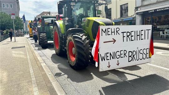 Tausende Landwirte protestierten gegen die Agrarpolitik der Europäischen Union.
