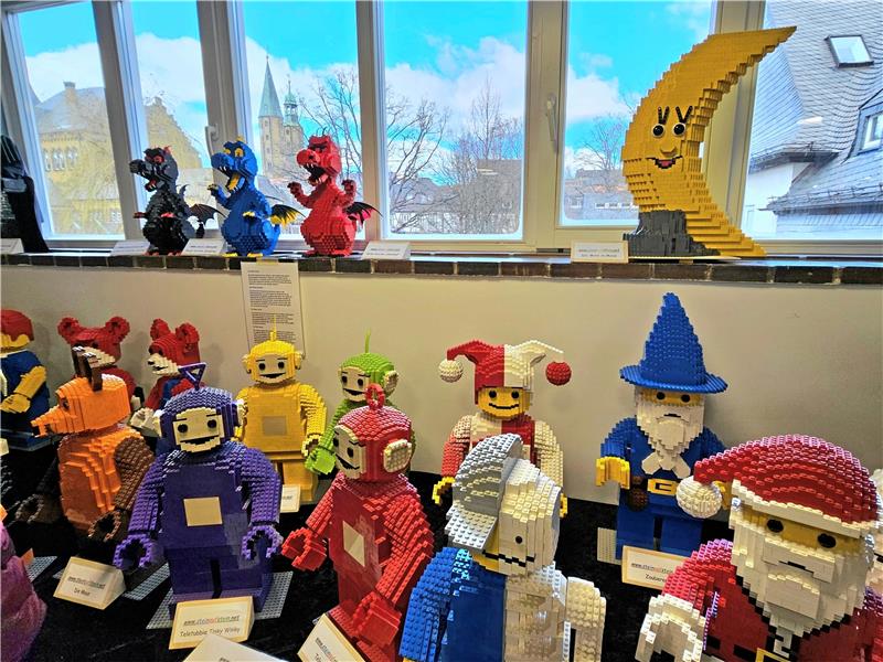 Lego-Ausstellung in Goslar: Wenn Jung und Alt Bauklötze staunen Teletubbies treffen auf Weihnachtsmann & Co. Foto: Sowa
