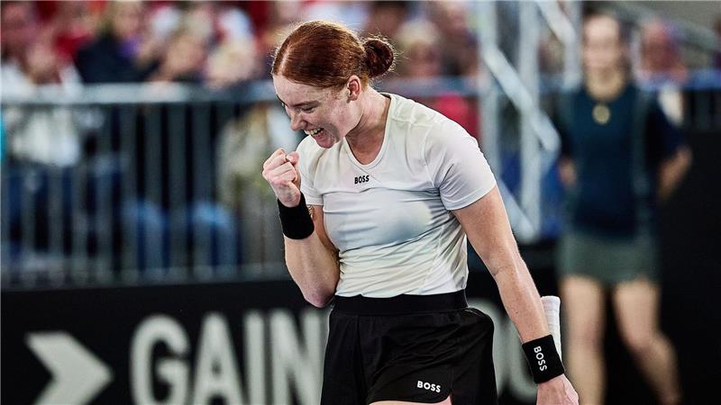Tennisspielerin Ella Seidel holt für Deutschland im Billie Jean King Cup gegen die Türkei den ersten Sieg. 
