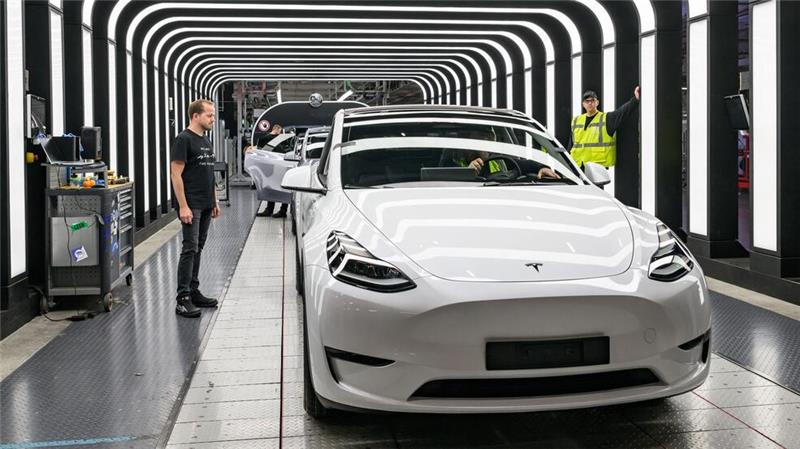 Tesla geht im Werk Grünheide einen neuen Schritt.