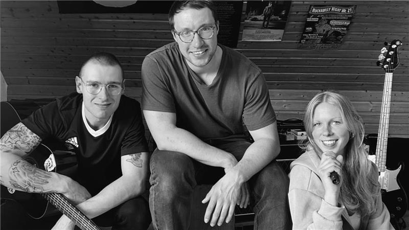 Konzert am Goslarer Museumsufer mit Trio The Sidekicks The Sidekicks spielen am Museumsufer.