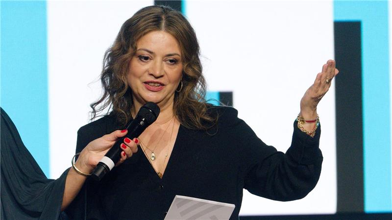 Themen wie Rassismus, Rechtsradikalismus oder die prekäre Lage im Gesundheitssystem würden in den Filmen auf vielfältige Weise erzählt, lobte Grimme-Chefin Çiğdem Uzunoğlu.