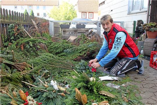 Thomas Eckel bei seiner Lieblings-Arbeit. Foto: Jenzora