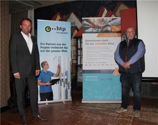 Thomas Heitmann, Geschäftsführer der htp GmbH, und Peter Scheer, Prokurist der Netzwerkgesellschaft Braunschweiger Land erläutern das Konzept. Foto: Hohaus