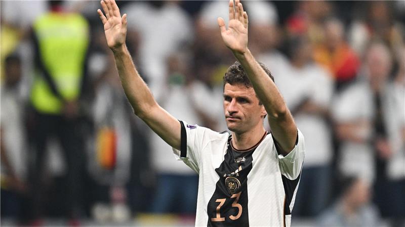 Kanada-Abenteuer: Bayern-Ikone Müller künftig in Vancouver Thomas Müller nimmt Abschied - aber nur vom FC Bayern. Er spielt in Kanada weiter.