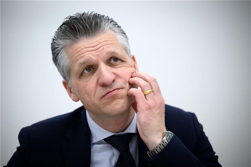 Unionsfraktionsmanager Frei stellt sich hinter Würth-Aktion Thorsten Frei (CDU) befürwortet die Aktion von «Schraubenkönig» Reinhold Würth.