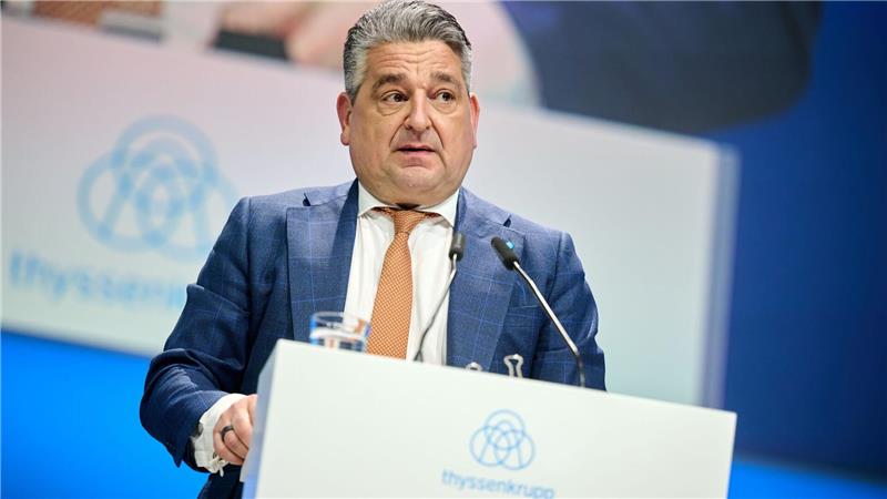 Thyssenkrupp-Chef López wirbt bei den Aktionärinnen und Aktionären für die neue Unternehmensstrategie „Aces 2030“.