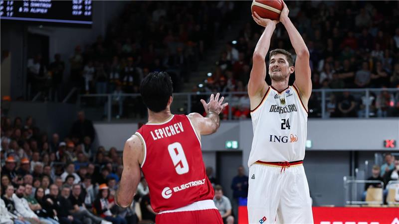 Tibor Pleiß spielt ab sofort für die Basketballer von Rasta Vechta. (Archivfoto) 