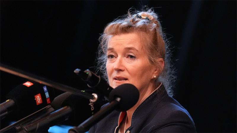 Kleintierärztin: Abweichungen bei DNA-Proben des Buckelwals Tierärztin Kirsten Tönnies spricht während einer Pressekonferenz im Hamburg-Haus Eimsbüttel zum Buckelwal Timmy.