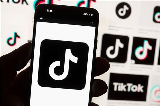 Tiktok ist mit mehr als einer Milliarde Nutzern weltweit die einzige im Westen erfolgreiche Online-Plattform, die nicht aus den USA stammt.