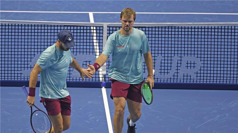 Starker Zverev feiert Auftaktsieg bei ATP Finals Tim Pütz (l) und Kevin Krawietz verlieren zum Start in die ATP Finals