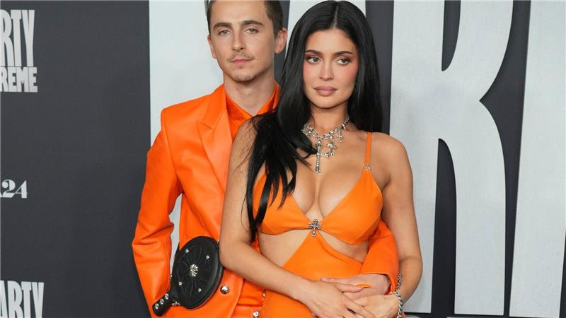 Timothee Chalamet (l) und Kylie Jenner bei einem PR-Auftritt zu „Marty Supreme“. (Archivbild)