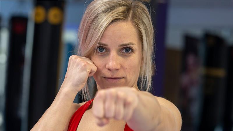 Lehrerin vor Box-Olymp: Historische Chance für „Tiny Tina“ Tina Rupprecht kam im Teenageralter zum Boxen.