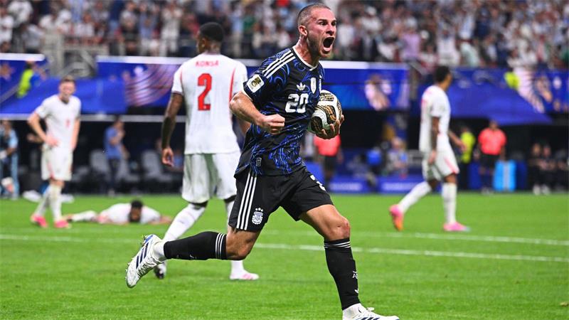 Messis Fäuste-Jubel: Argentinien wieder im WM-Finale Titelverteidiger Argentinien steht wieder WM-Finale.