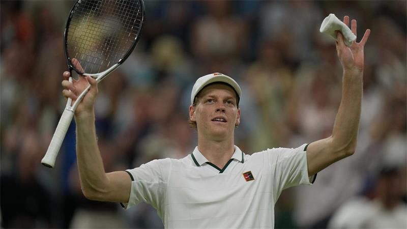 Verpeilter Teddybär? Struff ohne Angst ins größte Match Titelverteidiger, Topfavorit und Struffs nächster Gegner: Jannik Sinner.