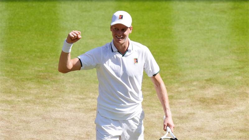 Zverev vor Wimbledon-Krönung gegen Sinner? - „Auf Augenhöhe“ Titelverteidiger und Topgesetzter: Jannik Sinner trat im Halbfinale gegen Novak Djokovic dominant auf.