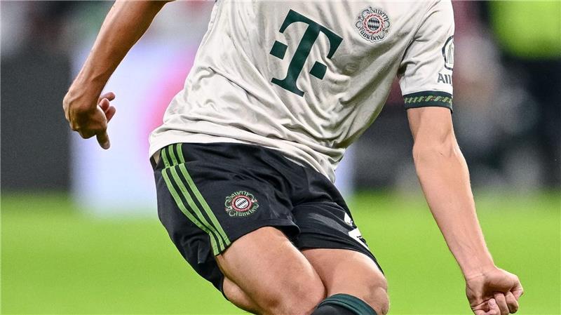 England-Heimweh? 100-Tore-Harry ist glücklich in München Tom Bischof in Aktion: Der Youngster machte viele kluge Sachen.