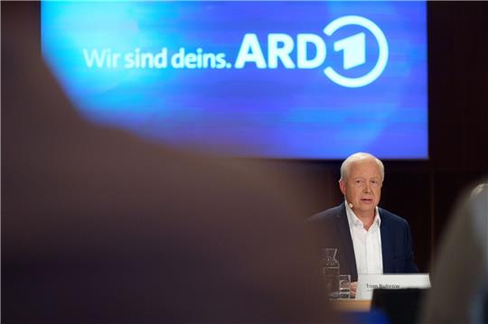 Tom Buhrow, aktueller ARD-Vorsitzender und WDR-Intendant, während eines Pressegesprächs.
