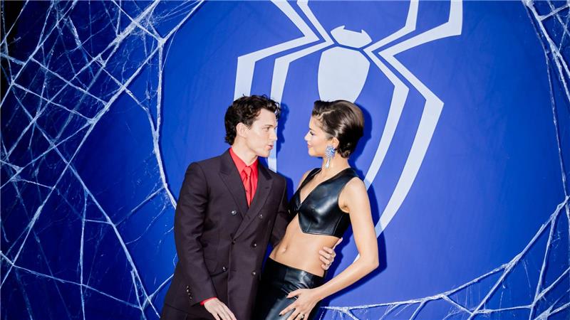 Tom Holland und Zendaya zeigten sich vor Tausenden Fans in Berlin.